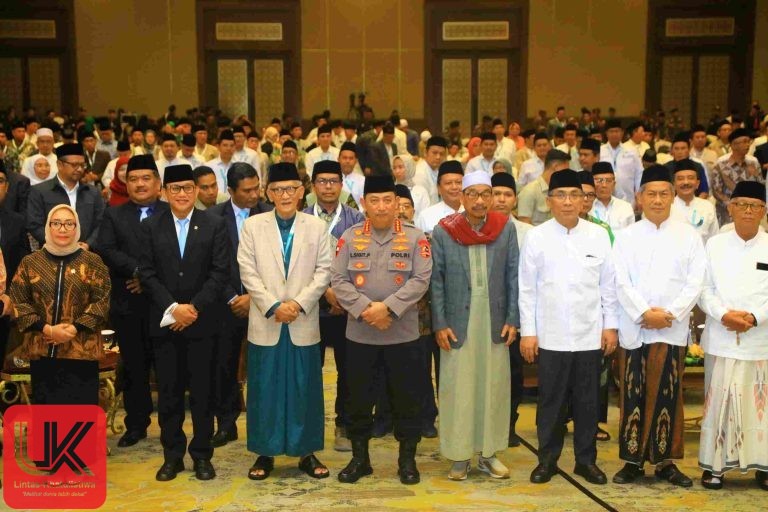 Kapolri Tegaskan Rekrutmen Lewat Pesantren Jadi Program Prioritas