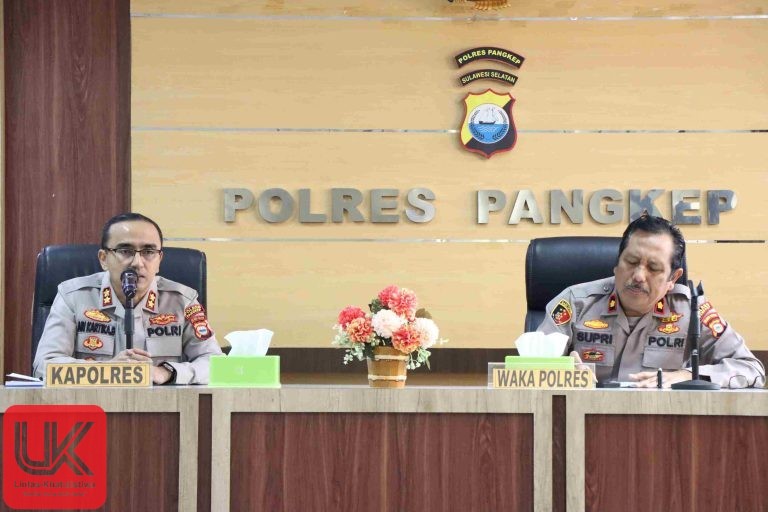 Polres Pangkep Siagakan Pengamanan Perlintasan Suporter PSM Menuju Stadion Gelora BJ. Habibie