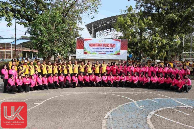 Polres Pangkep Gelar Senam Bersama dan Pameran UMKM