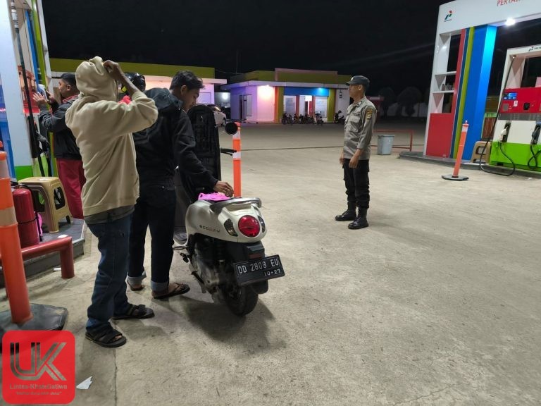 Patroli Malam di SPBU Laikang, Personel Polsek Ma’rang Dapat Apresiasi