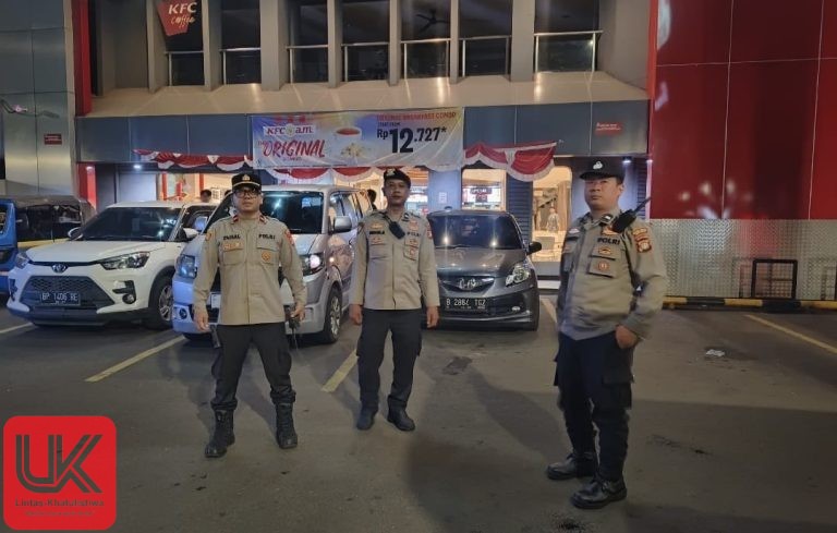 Patroli Cipkon Menteng Sisir Jalan Cikini Raya, Antisipasi Kerawanan Malam Hari