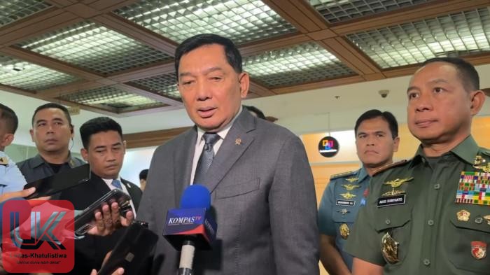 Penjelasan Menhan Sjafrie: Kehadiran TNI di Gedung DPR/MPR RI : Menjaga Simbol Kedaulatan Negara di Tengah Ketidakpastian