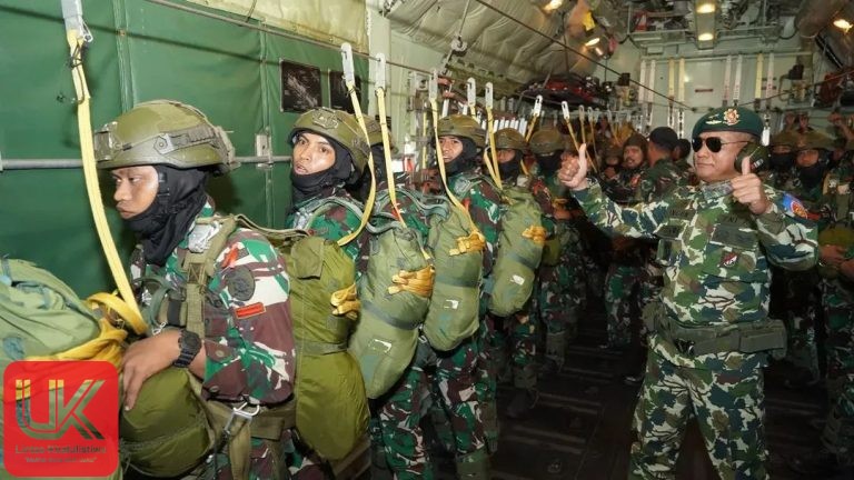 Panglima Divisi 3 KOSTRAD Tinjau Terjun Hari Pertama Latsar PARA