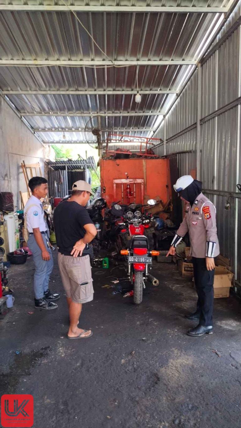 Sat Lantas Polres Pangkep Gencarkan Sosialisasi dan Imbauan Cegah Balap Liar Jelang Natal 2025 dan Tahun Baru 2026