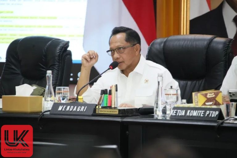 Kemendagri Tekankan Percepatan Digitalisasi Bansos: Era Baru Penyaluran Tepat Sasaran dan Efisien