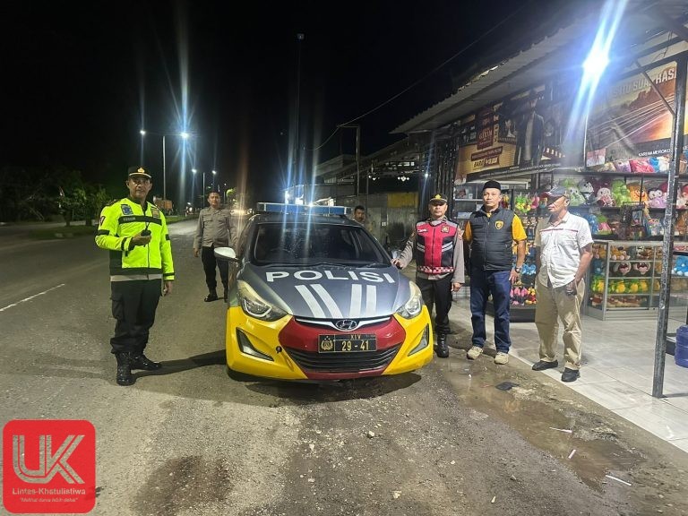 Plh. Kapolsek Ma’rang Pimpin Patroli Malam Tahun Baru, Antisipasi Balapan Liar dan Tekan Laka Lantas