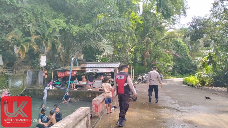 Polsek Misten Pengamanan Wisata Alam di Leang Kassi Pangkep.