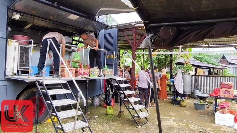 Brimob Polda Sulsel Dirikan Dapur Lapangan untuk Dukung Evakuasi Korban Pesawat PK-THT di Pangkep