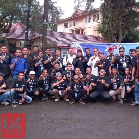 Keberanian Sang Jurnalis dalam Arus Tantangan dan Tekanan