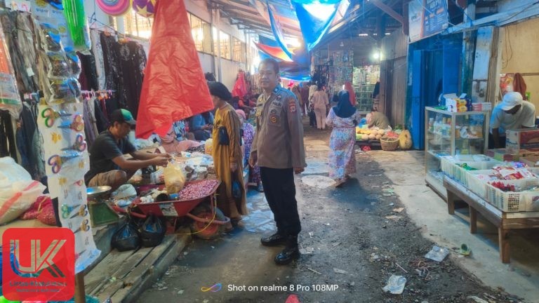 Jamin Keamanan Pasar Tradisional Saat Ramadhan, Polsek Ma’rang Gencarkan Patroli Dialogis