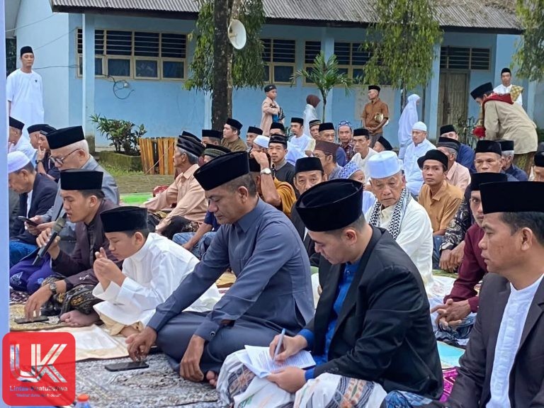 Kapolres Pangkep Bersama Masyarakat Pegunungan Rayakan Idul Fitri 1447 H, Pererat Sinergitas Polri dan Masyarakat di Hari Kemenangan