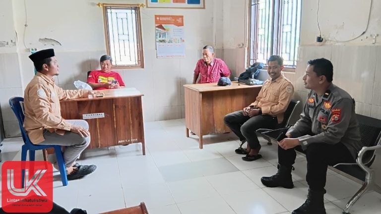 Perkuat Sinergi di Bulan Ramadhan, Wakapolsek Ma’rang Sambangi Kantor Desa Pitusunggu Jaga Kondusifitas Kamtibmas