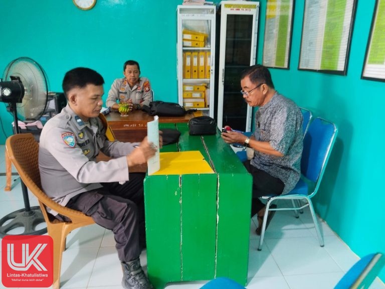 Pererat Koordinasi dan Silaturahmi, Kapolsek Ma’rang Kunjungi Kantor Desa Punraga