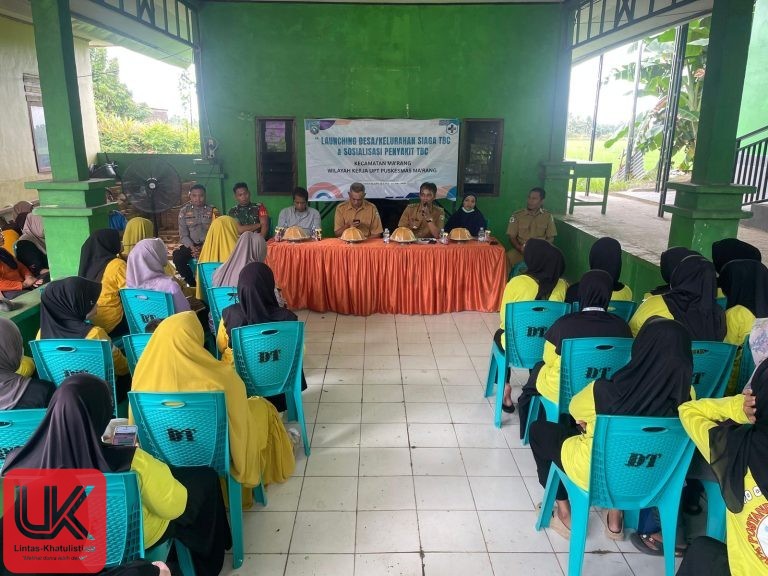 Bhabinkamtibmas Desa Tamangapa Hadiri Sosialisasi Penyuluhan Penyakit Tuberculosis (TBC) di Di Baruga Kantor Desa Tamangapa
