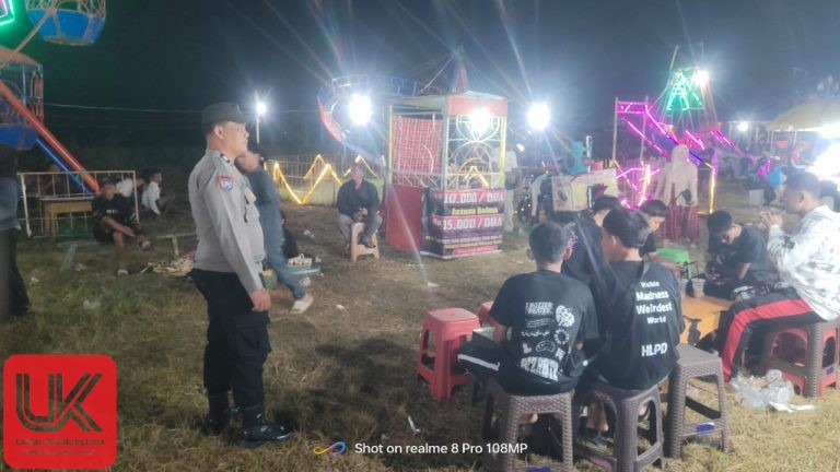 Antisipasi Gangguan Kamtibmas, Personel Polsek Ma’rang Patroli dan Pengamanan di Pasar Malam