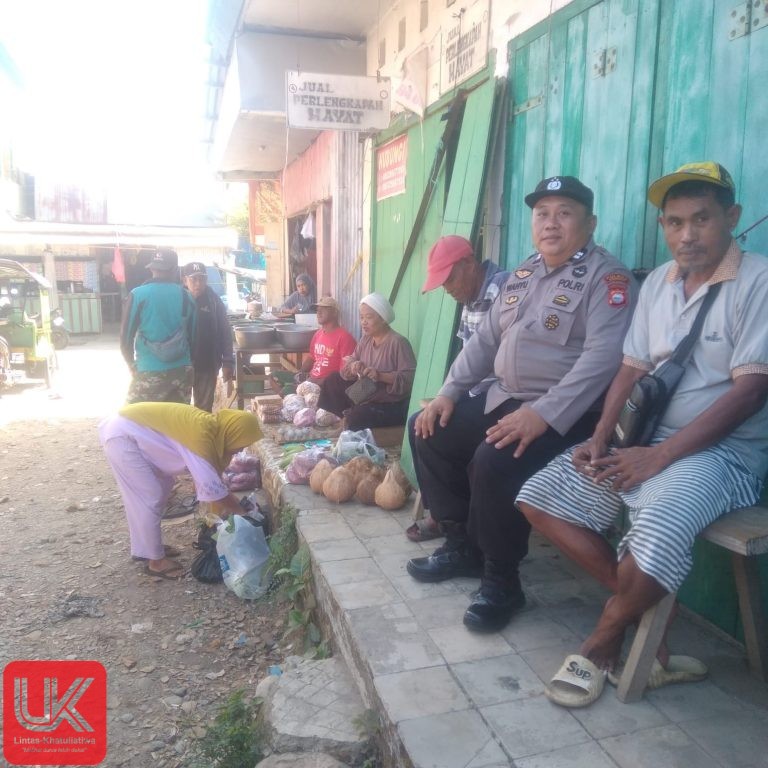Polsek Ma’rang Gelar Patroli Dialogis di Pasar Bonto-Bonto, Imbau Warga Waspada Kebakaran