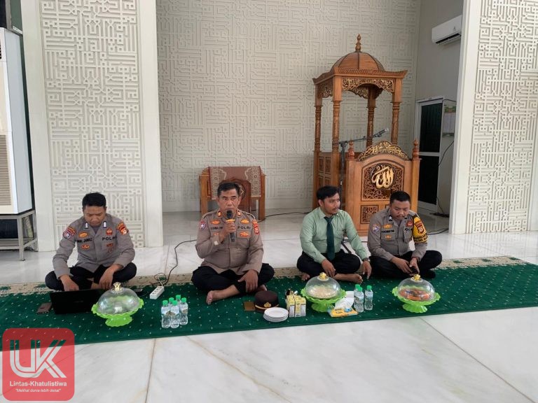 Bhabinkamtibmas Dampingi Kasat Binmas Polres Pangkep Sosialisasikan Bahaya Bullying