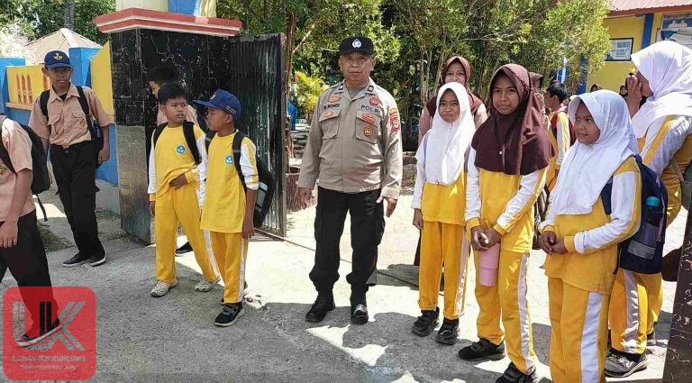 Wujudkan Program Kapolri Polisi Hadir di Tengah Masyarakat, Ps. Kanit Patroli Polsek Ma’rang Jadi Sahabat dan Pelindung Anak Sekolah