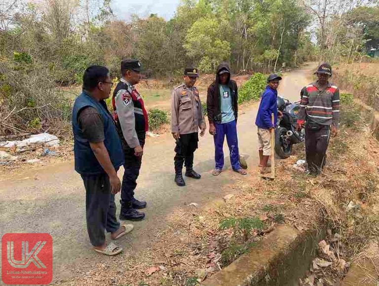 Patroli Sabhara di Dusun Ampulajeng, Polsek Ma’rang Hadirkan Rasa Aman di Tengah Masyarakat