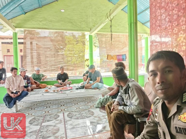 Jelang Penetapan Pemilihan Ketua BPD, Bhabinkamtibmas Polsek Liukang Tangaya Sambangi Desa Binaan