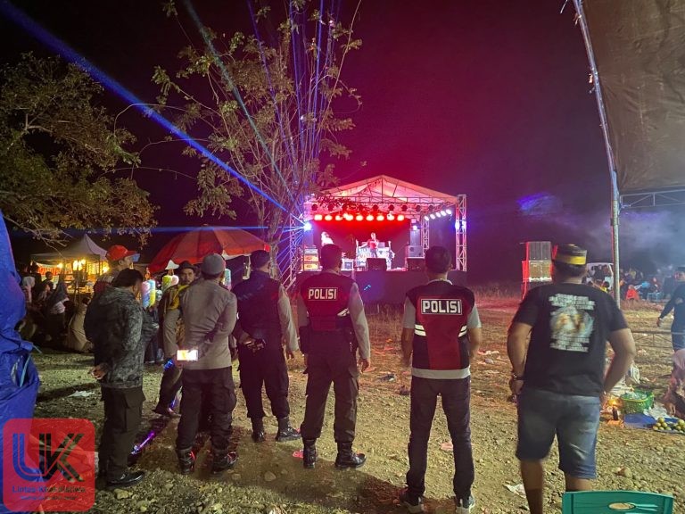 Kapolsek Ma’rang Pimpin Langsung Pengamanan Pesta Pernikahan Yang Dihibur Elektone Malucca 02